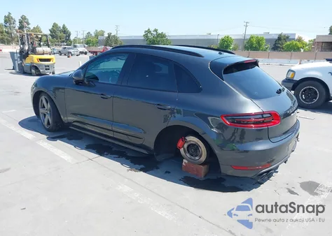 2017 Porsche Macan Turbo/Turbo W/Performance Package from USA, damaged, VIN WP1AF2A58HLB61990